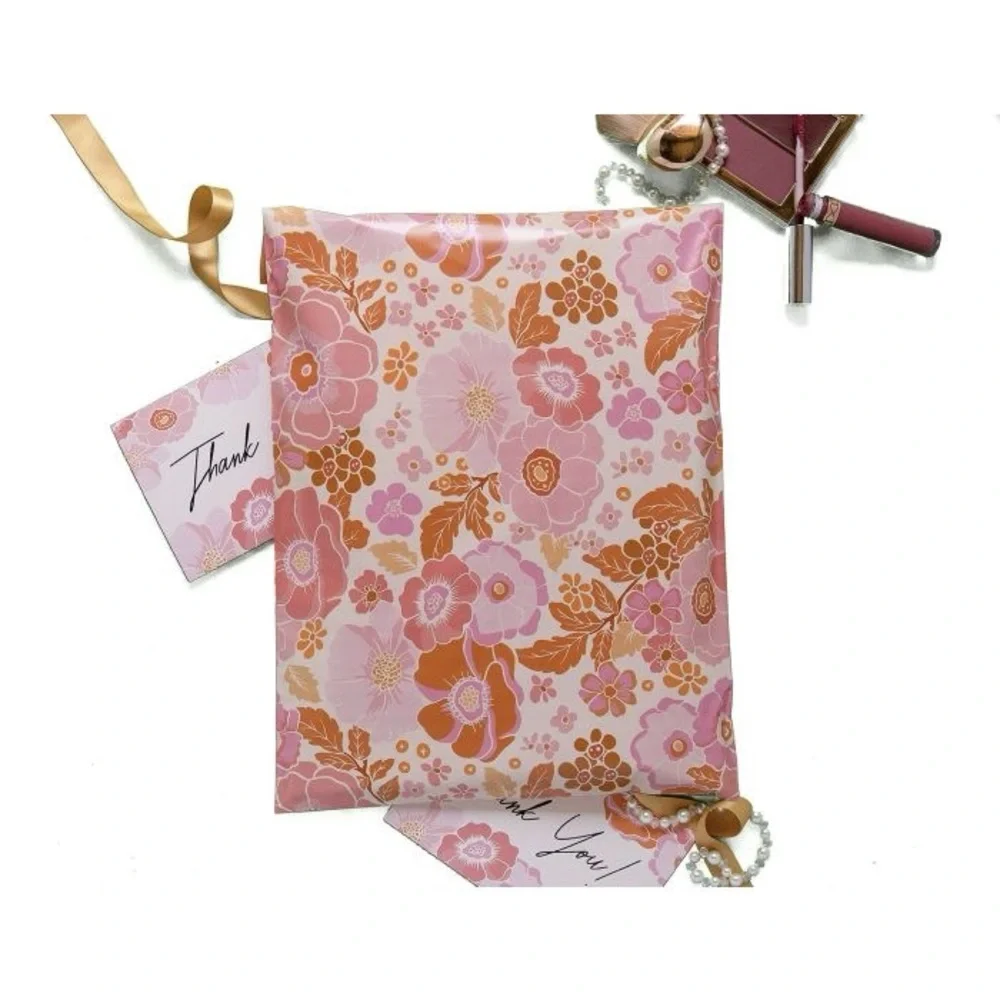 60+ Piece Fall/Halloween Polymailer Bundle for Resellers - 30 Mailers & Stickers - Picture 2 of 4